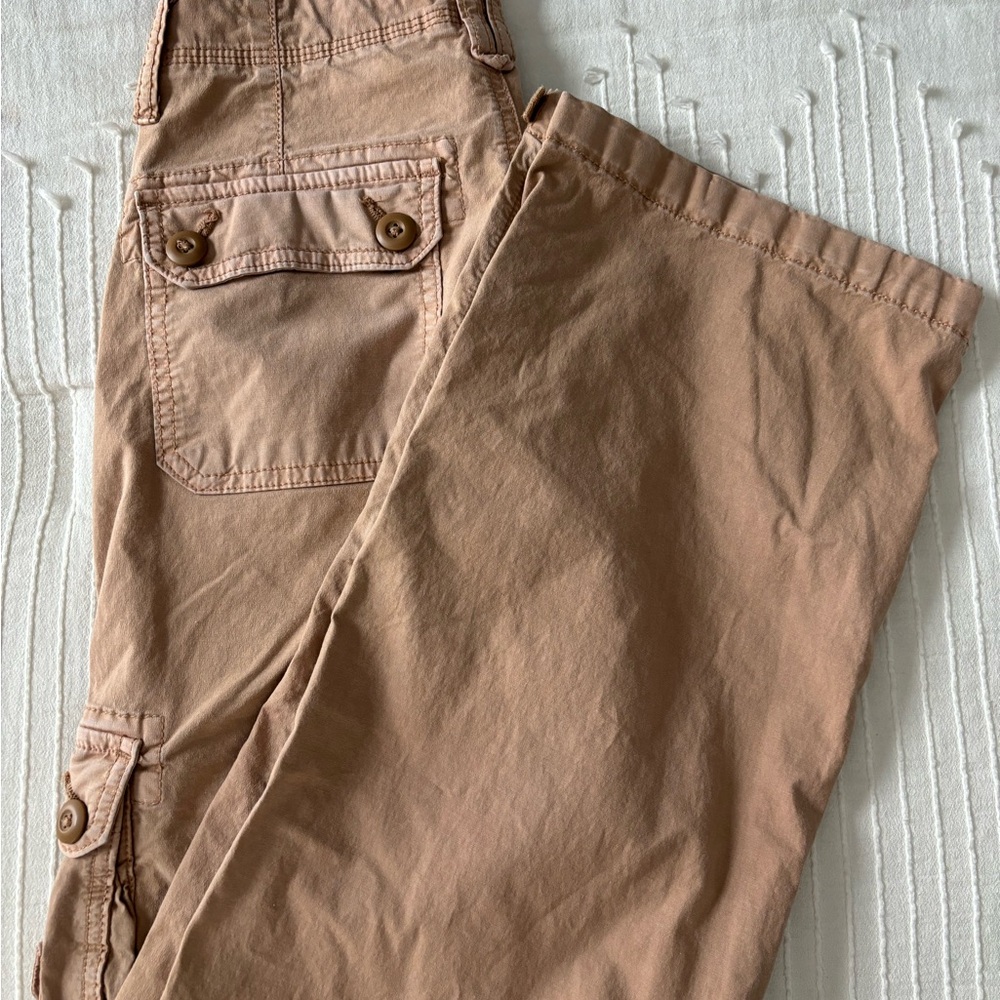 American Eagle Women's Tan Cargo Pants